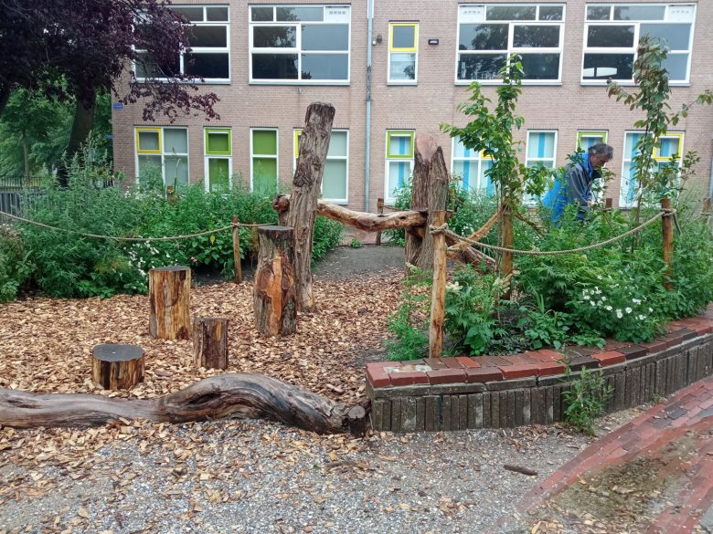 Klauterparcours van stammen, Amersfoort